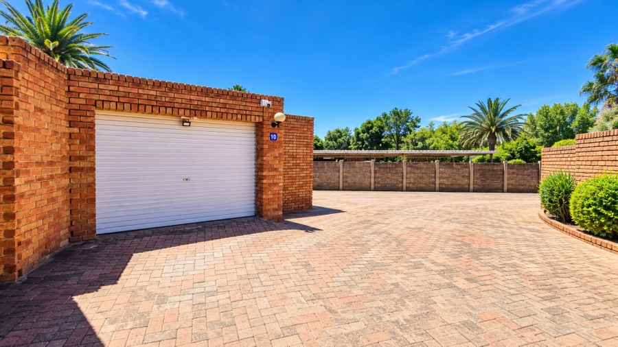 2 Bedroom Property for Sale in Navalsig Free State